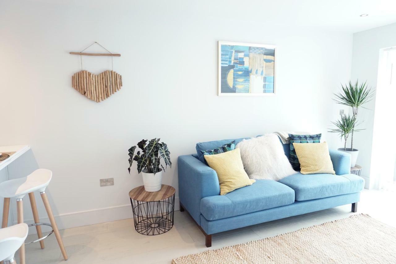Saltwater Suites At Fistral New Quay Eksteriør bilde