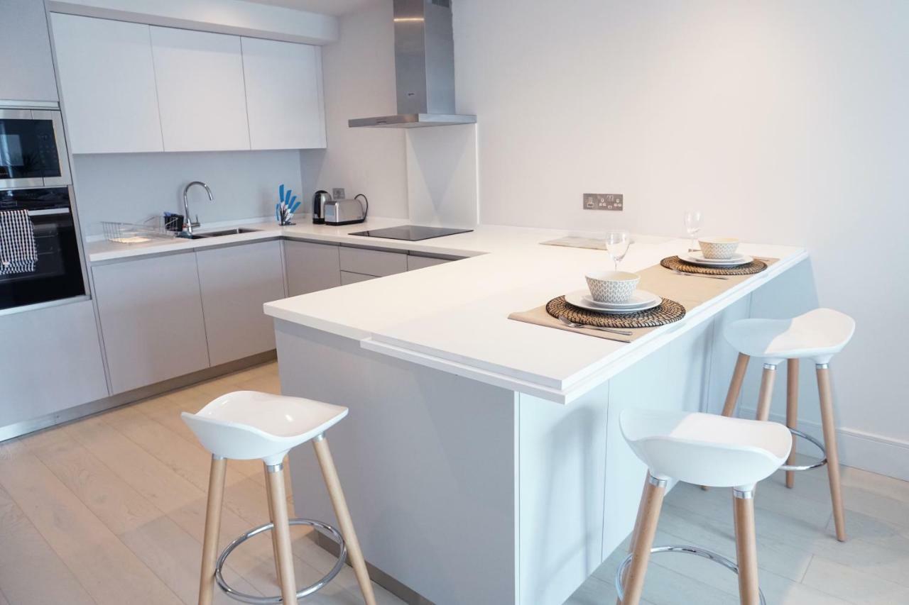 Saltwater Suites At Fistral New Quay Eksteriør bilde