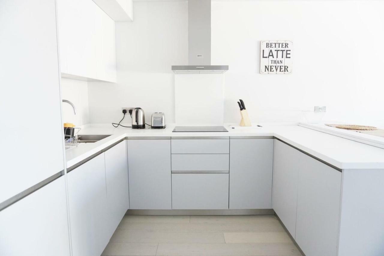 Saltwater Suites At Fistral New Quay Eksteriør bilde